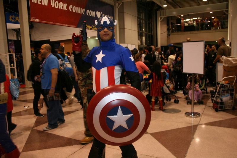 Illustration for article titled The Avengers Cosplay